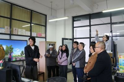 產(chǎn)教融合賦能科普創(chuàng)新，校館協(xié)同共筑產(chǎn)學(xué)研新生態(tài)——以重慶企業(yè)軟件開發(fā)為例